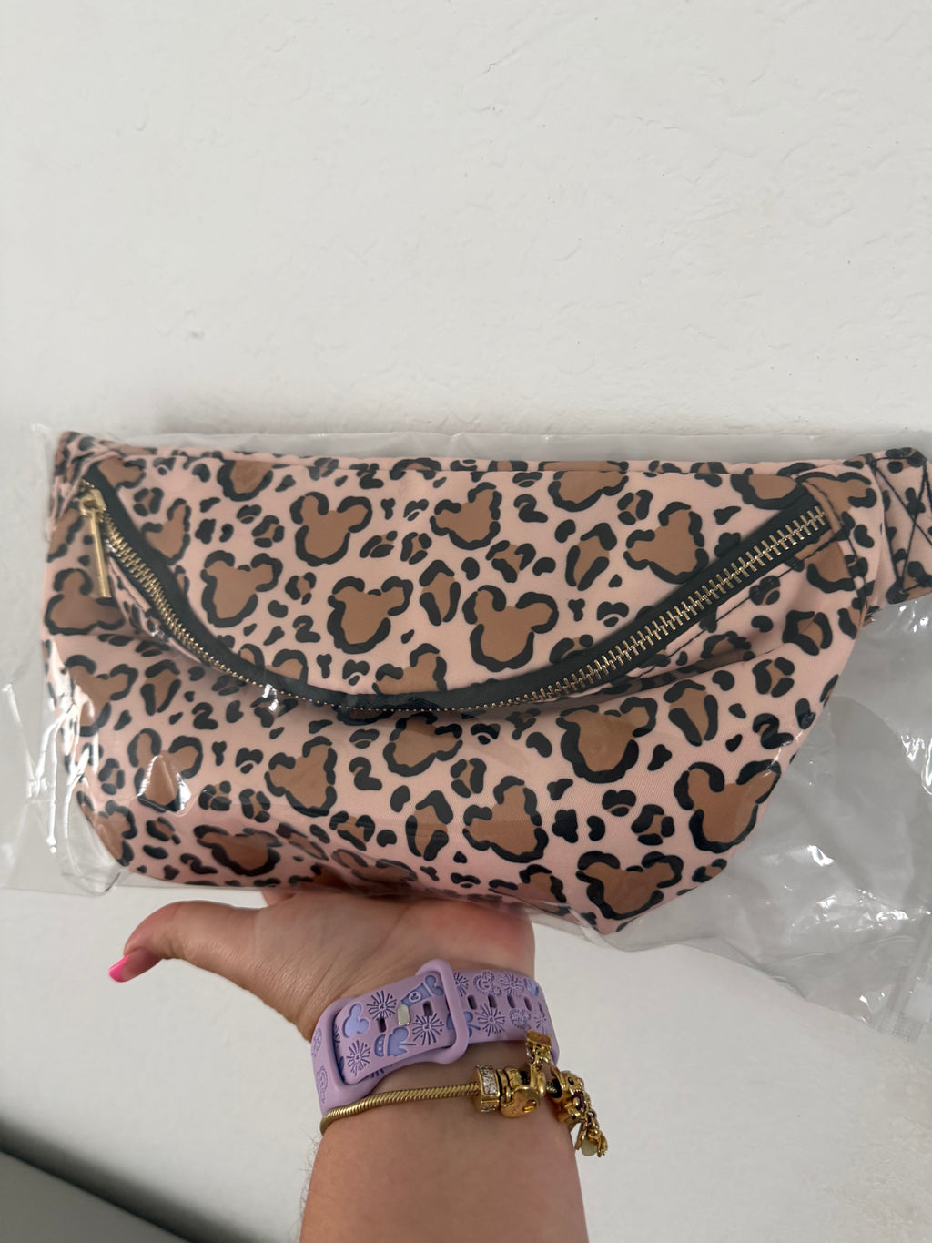 Safari Style Leopard Fanny Pack – Trendy Travel Waist Bag